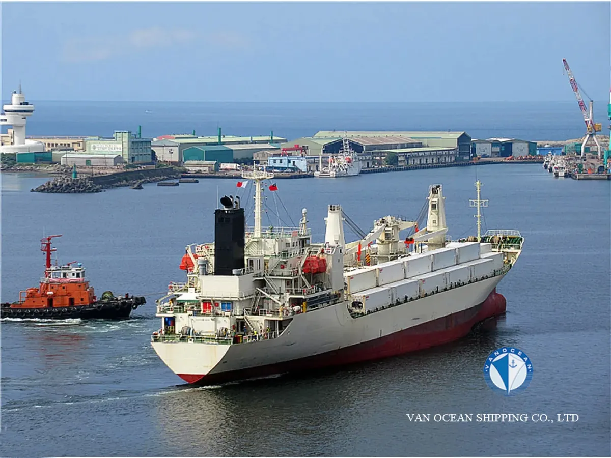 Navio frigorífico à venda