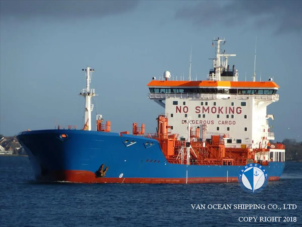Navio-tanque de óleo/produtos químicos à venda