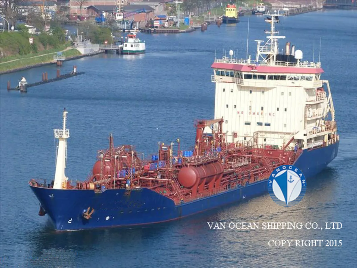 Navio-tanque de óleo/produtos químicos à venda