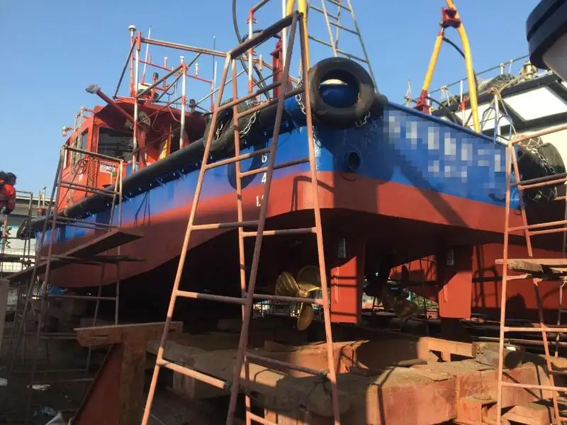 Barcos de trabalho à venda