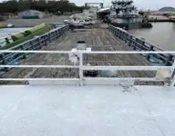 Barco de tripulação à venda
