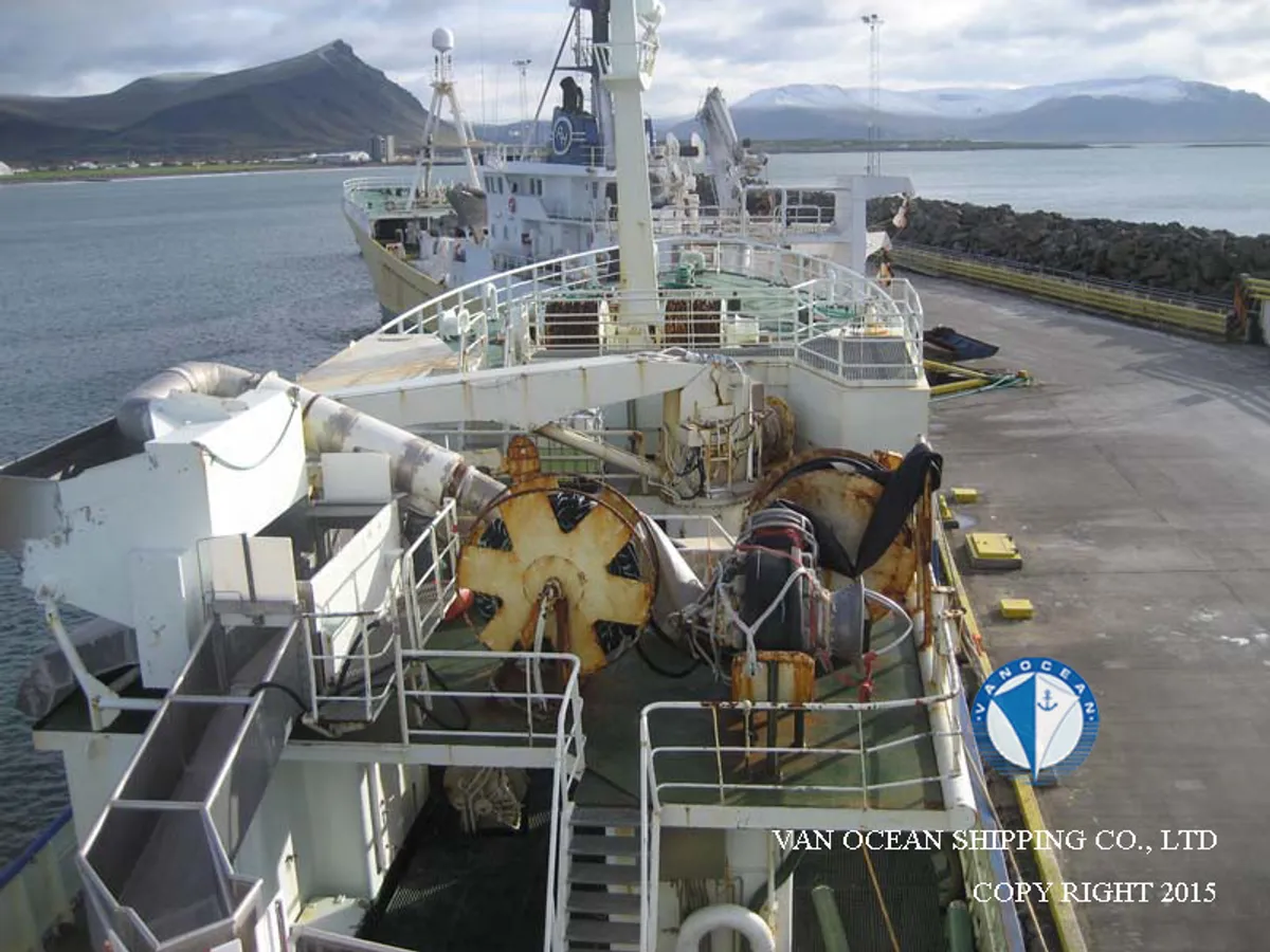 Navio de pesca de arrasto à venda