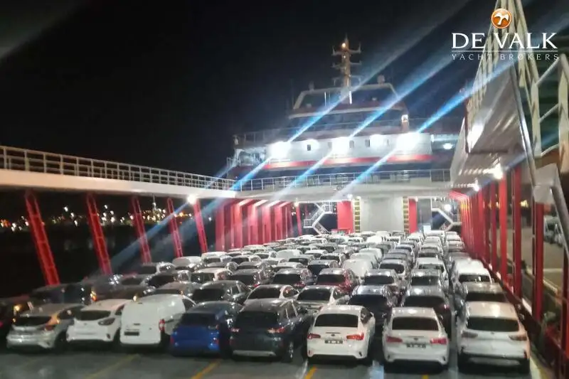 Navio de transporte de passageiros (Ferry) à venda