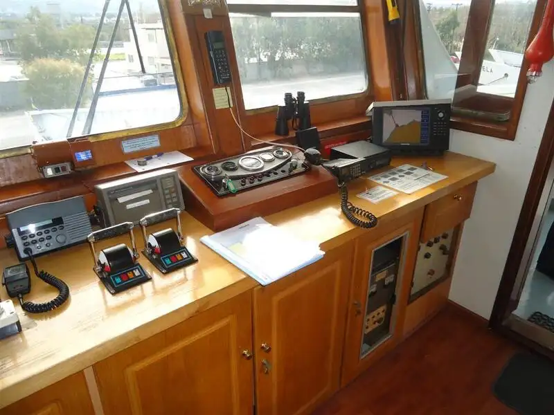 Balsa de desembarque, tanque à venda