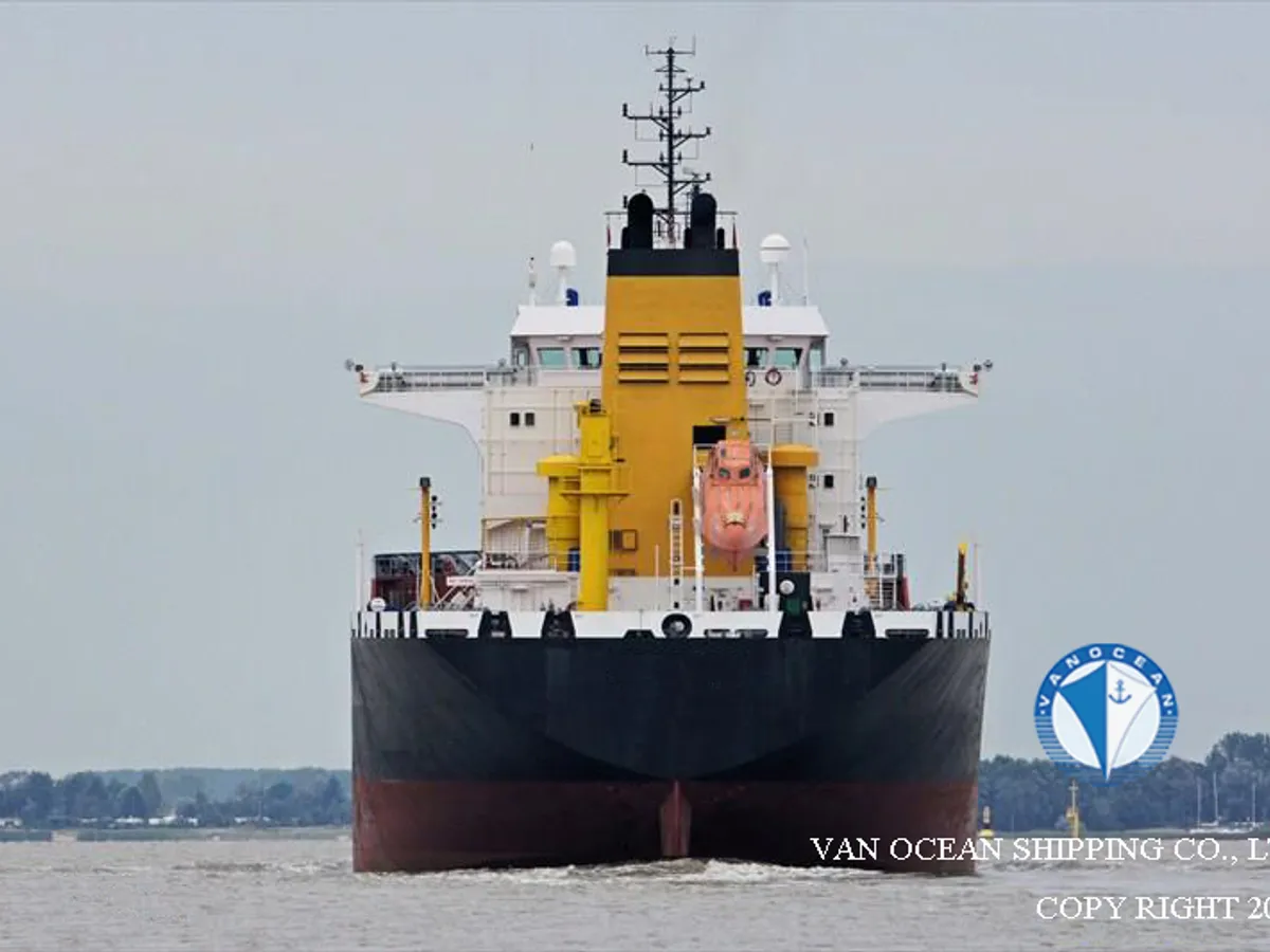 Navio-tanque de óleo/produtos químicos à venda