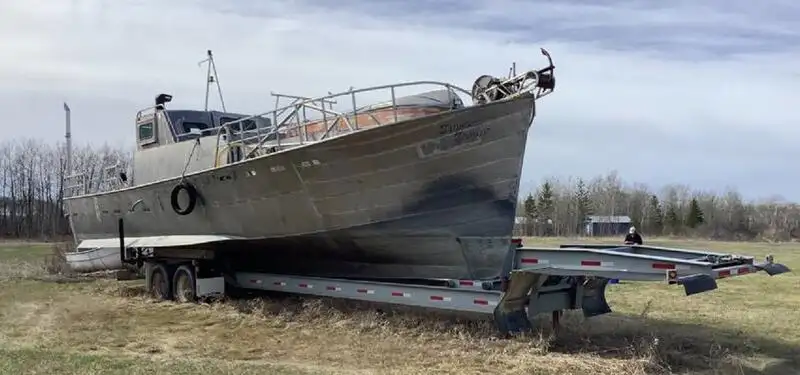 Barcos de trabalho à venda