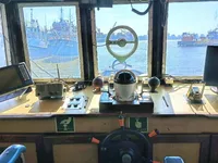 Navio de abastecimento à venda