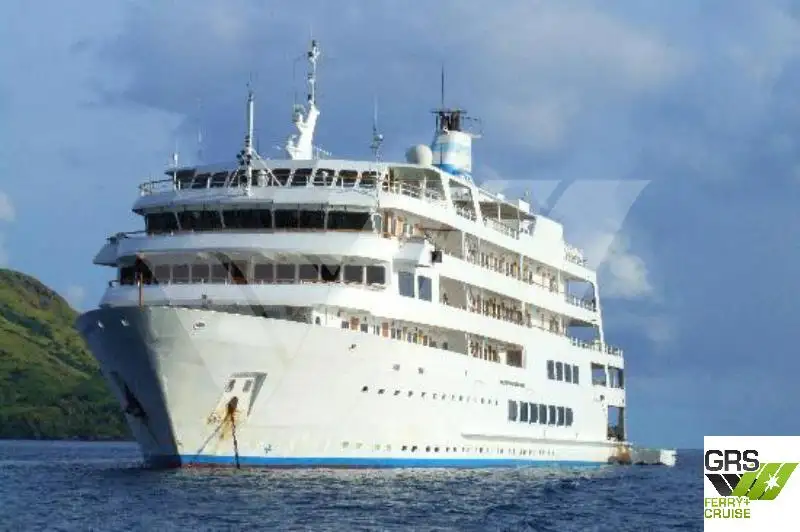 Navio de cruzeiro à venda
