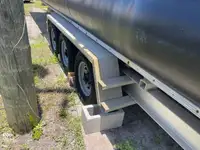 Ponte flutuante à venda