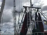 Navio de pesca de arrasto à venda
