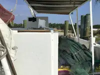 Navio de pesca de arrasto à venda