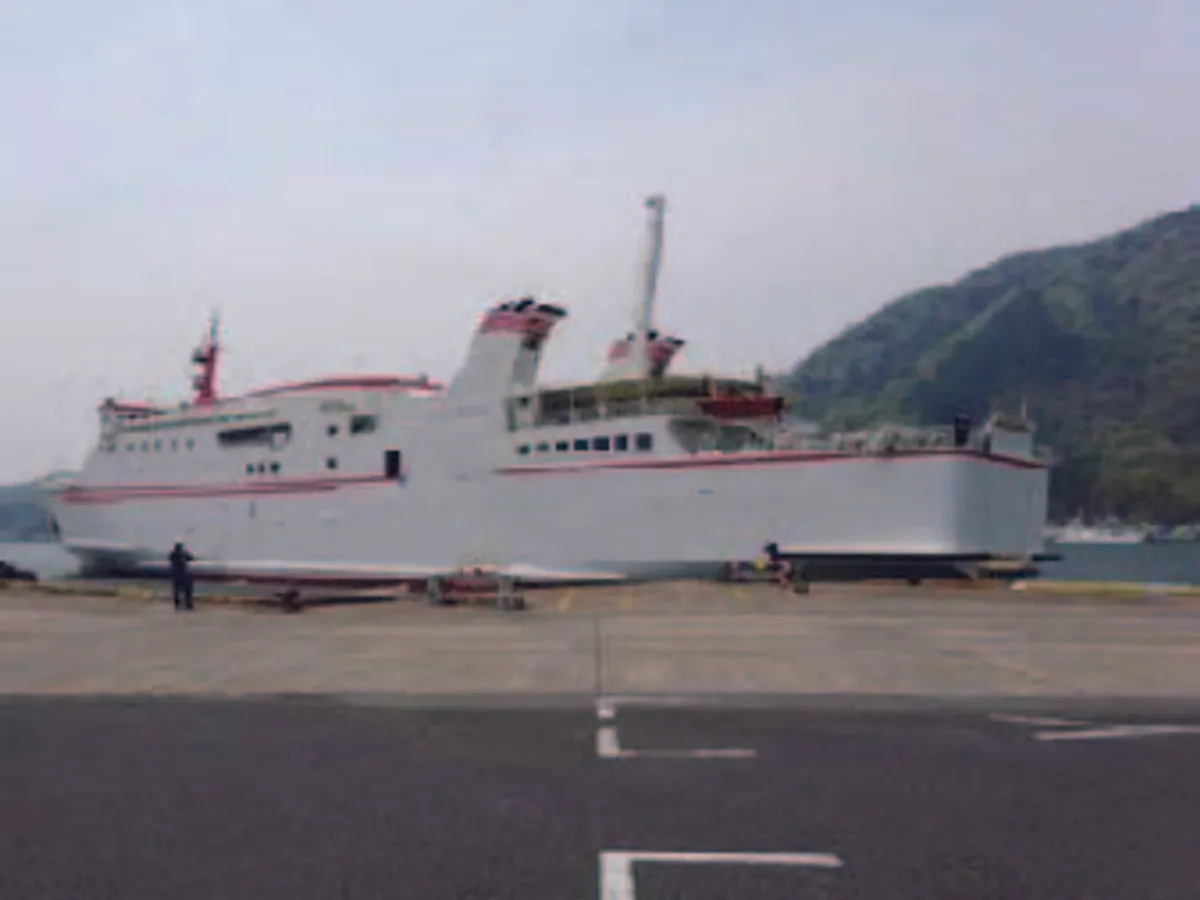 Navio RoPax à venda