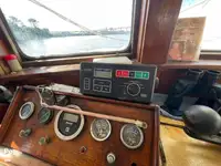 Navio de pesca de arrasto à venda