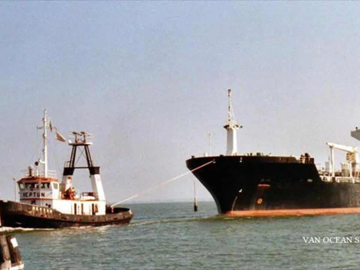 Navio-tanque de óleo/produtos químicos à venda