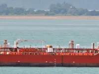 Navio-tanque de óleo/produtos químicos à venda