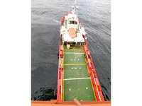 Barco de tripulação à venda