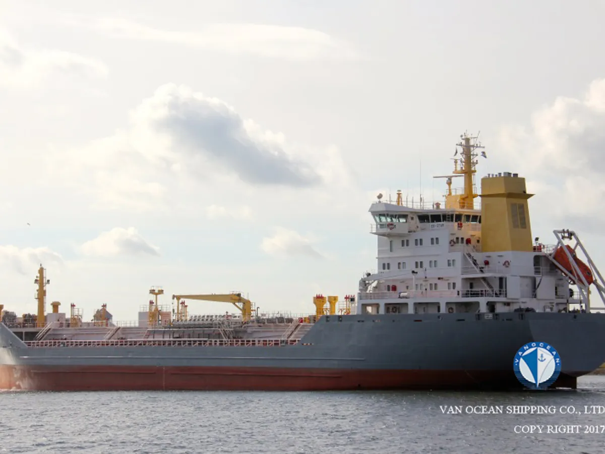 Navio-tanque de óleo/produtos químicos à venda