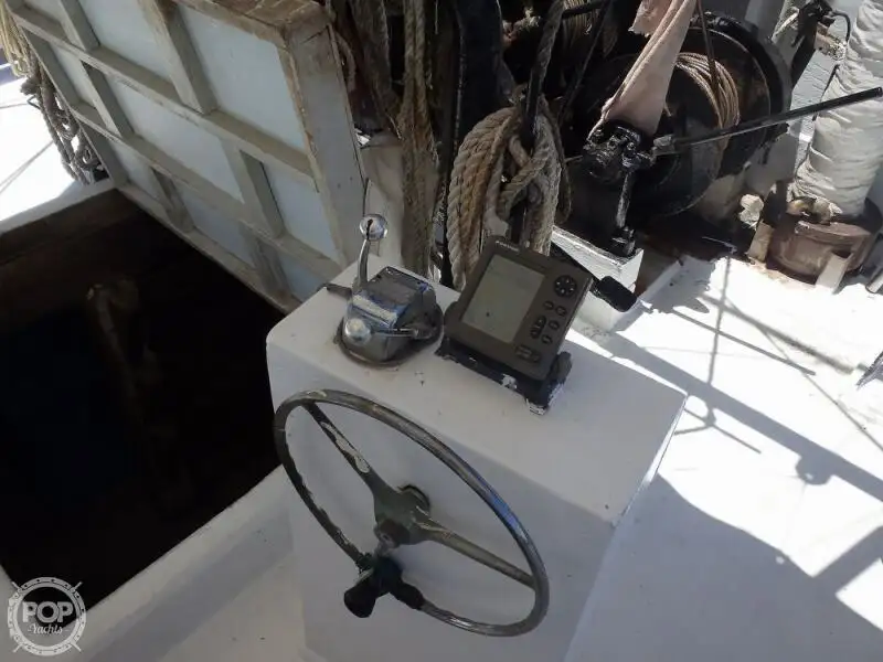 Navio de pesca de arrasto à venda