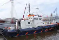 Barco de tripulação à venda