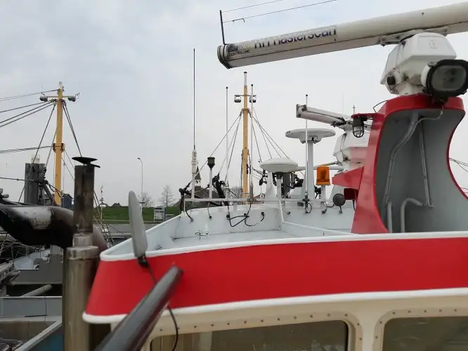 Navio de pesca de arrasto à venda
