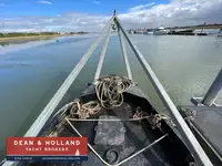 Rebocador à venda