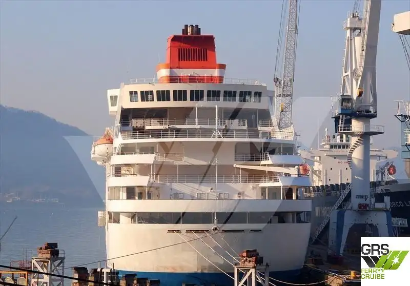 Navio de cruzeiro à venda