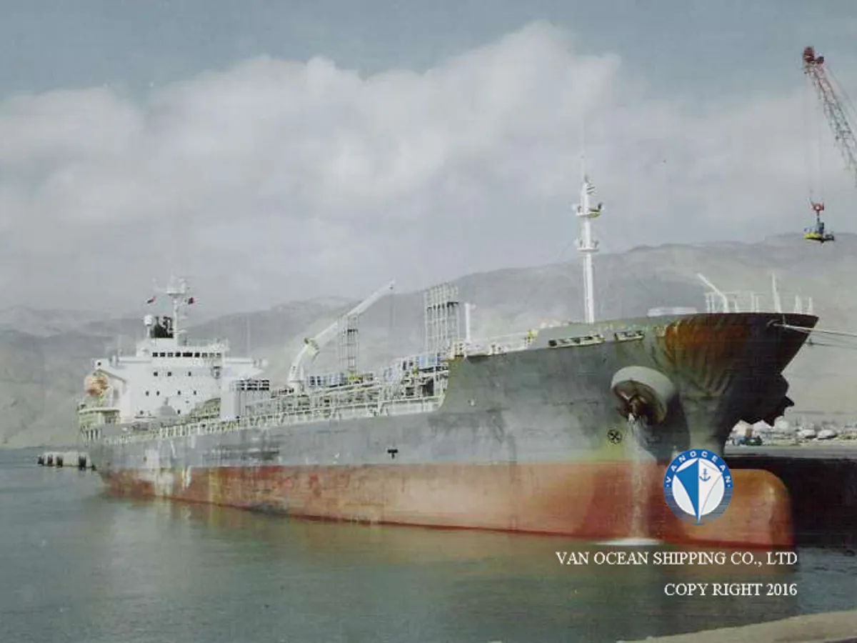 Navio-tanque de óleo/produtos químicos à venda