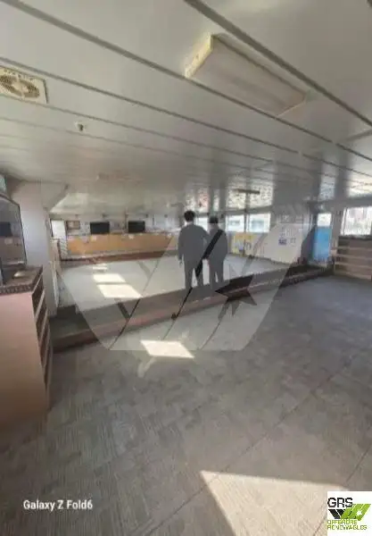 Balsa de desembarque, tanque à venda