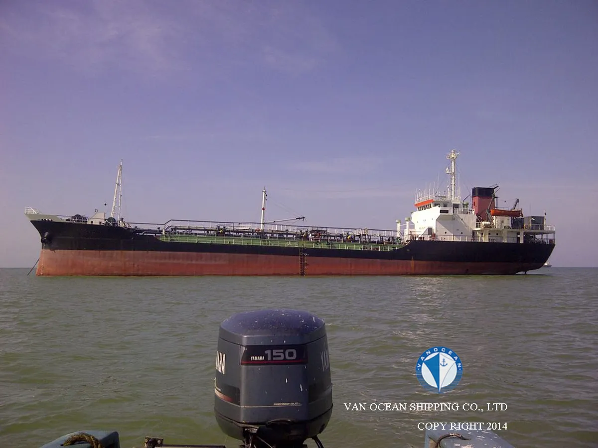 Navio-tanque de óleo/produtos químicos à venda