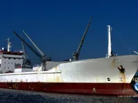 Navio frigorífico à venda