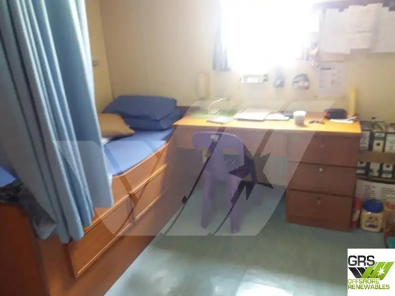 Balsa de desembarque, tanque à venda