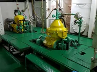 Navio-tanque de óleo/produtos químicos à venda