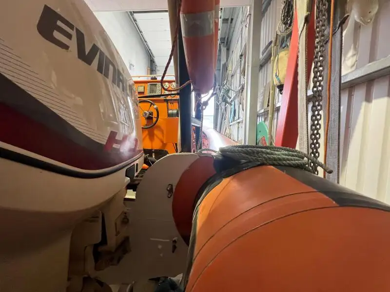Barcos de trabalho à venda