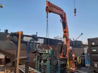 Navio porta-contêineres à venda