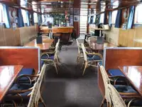 Barcaça à venda
