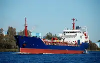 Oil/Chemical tanker à venda