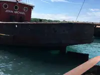 Rebocador à venda