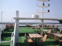 Navio restaurante à venda