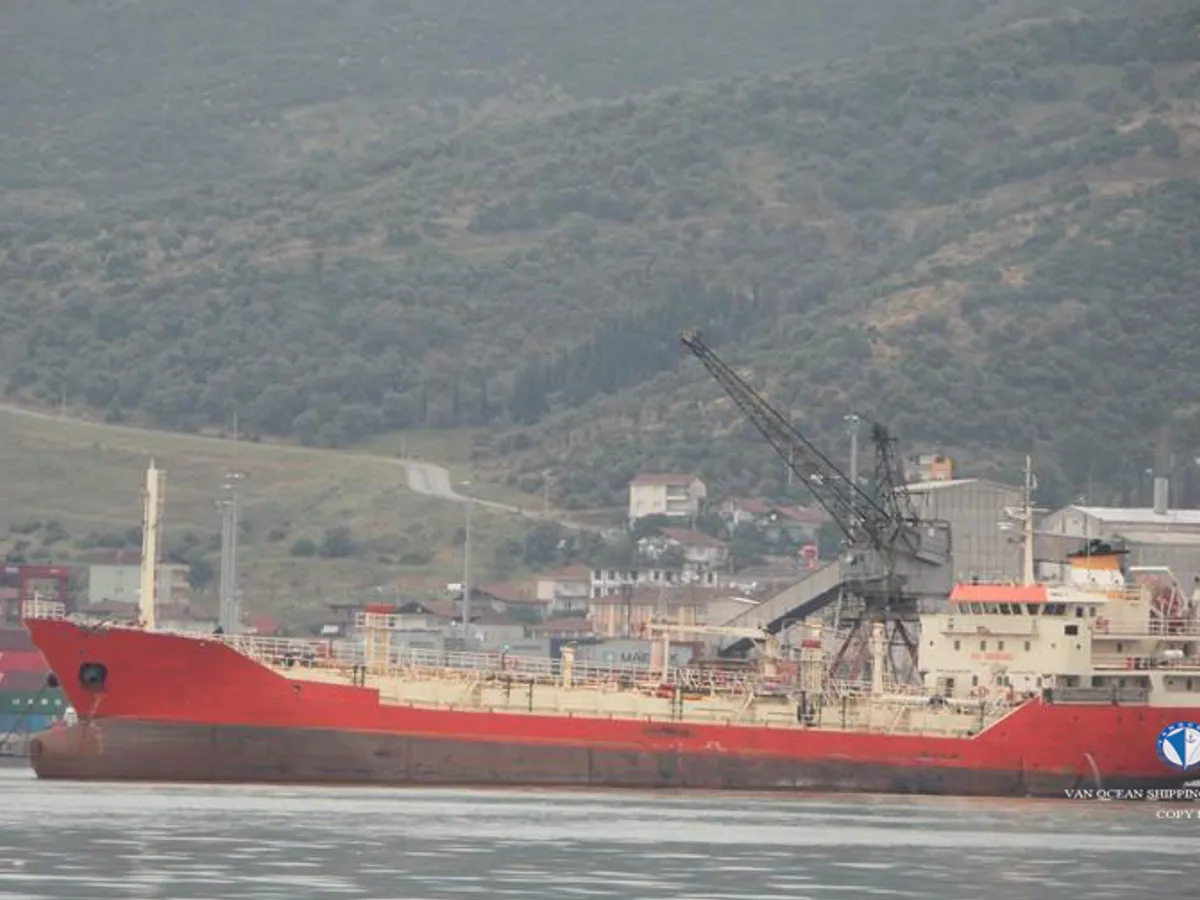 Navio-tanque de óleo/produtos químicos à venda