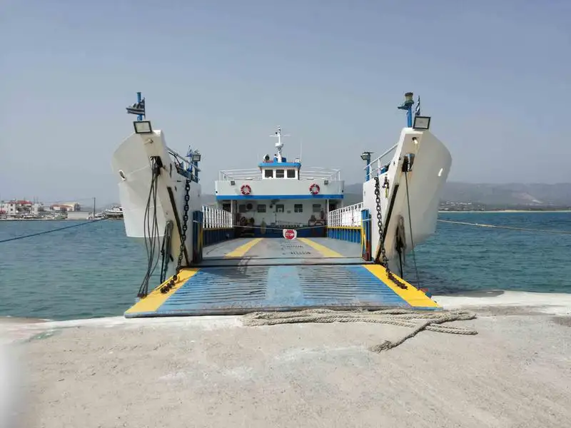 Balsa de desembarque, tanque à venda