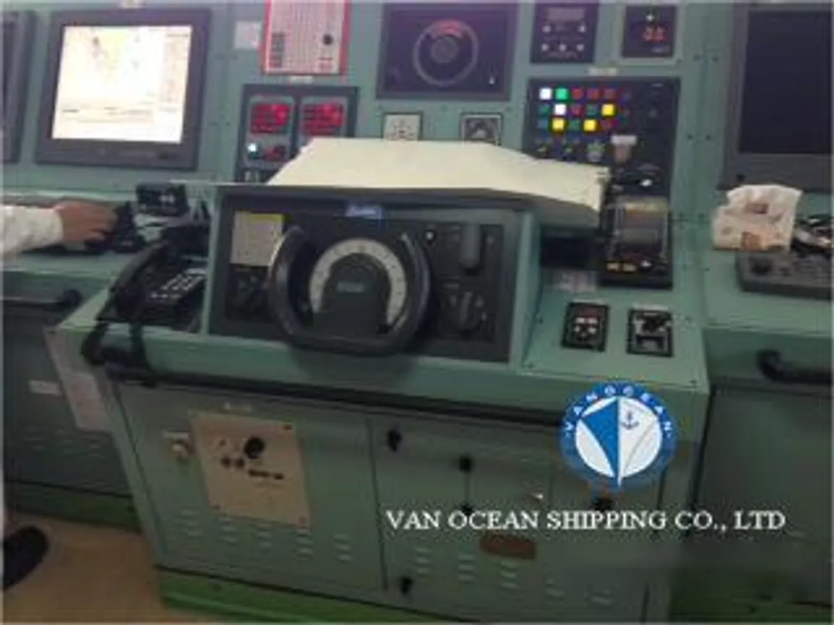 Navio frigorífico à venda