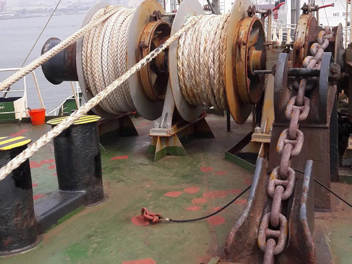 Navio-tanque de óleo/produtos químicos à venda