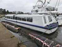 Navio de passageiros à venda