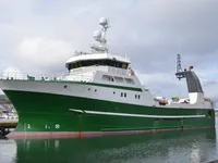 Navio de pesca de arrasto à venda
