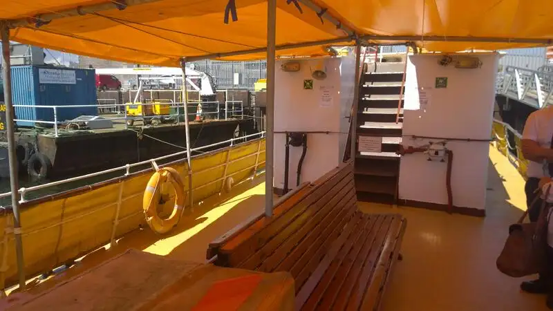 Navio de cruzeiro à venda