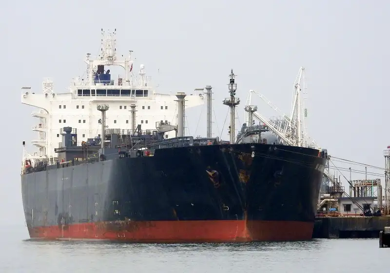 Navio transportador de GNL à venda