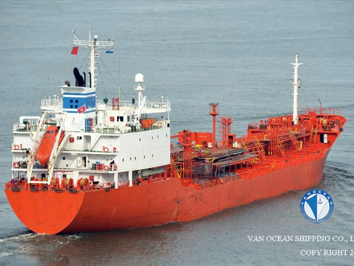 Navio-tanque de óleo/produtos químicos à venda
