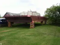 Barcaça à venda
