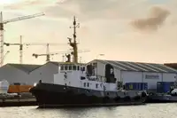 Rebocador à venda