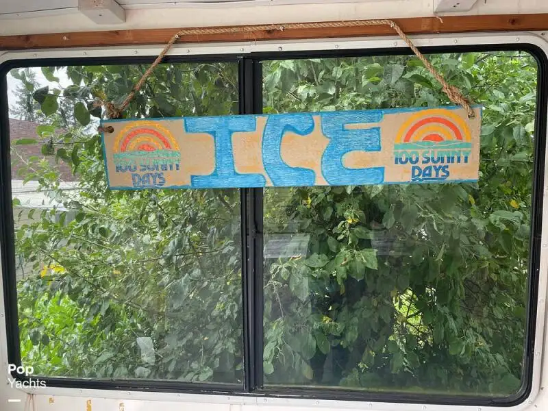 Catamarã à venda